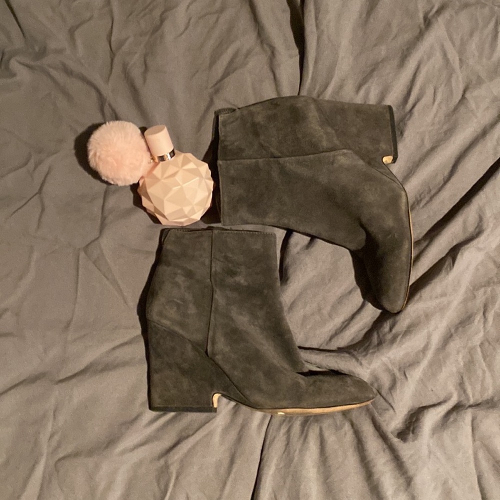 Grays boots 👢